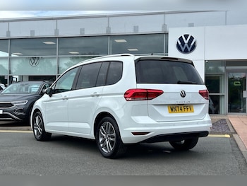 Used Volkswagen Touran 2024 for sale - 75290280: Photo