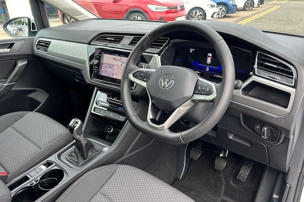Used Volkswagen Touran 2024 for sale - 75290280: Photo 6