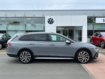 Used Volkswagen Golf 2021 for sale - 75290587: Photo