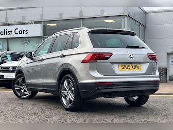 Used Volkswagen Tiguan 2019 for sale - 76167106: Photo 3