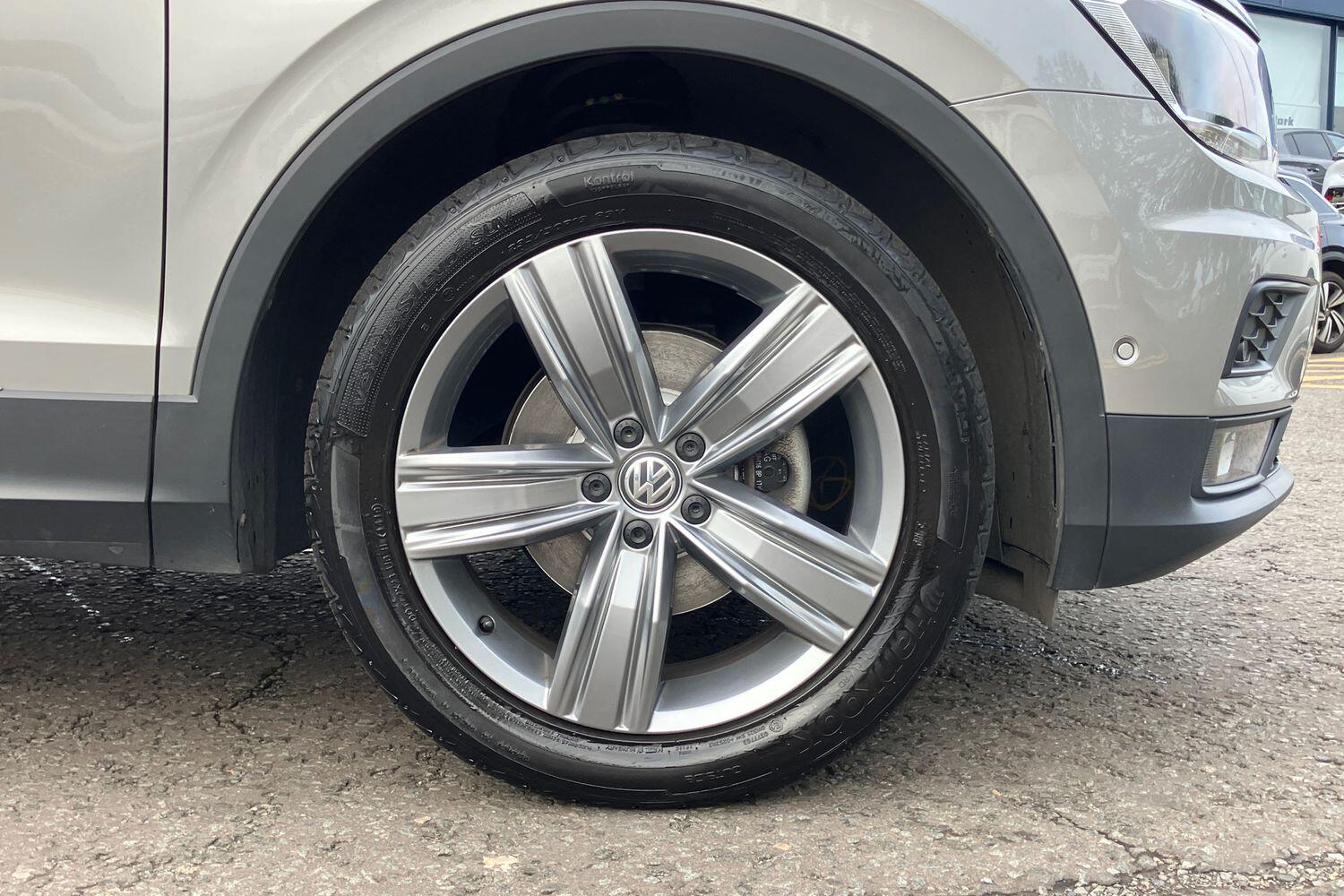 Used Volkswagen Tiguan 2019 for sale - 76167106: Photo 5