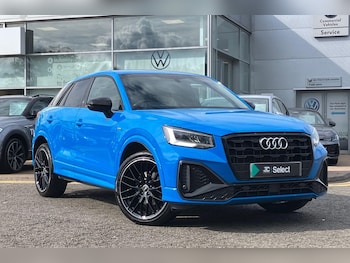 Audi - Q2