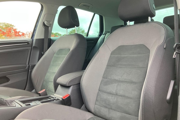 Used Volkswagen Golf 2020 for sale - 76189529: Photo 16