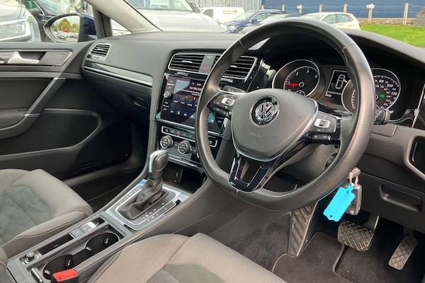 Used Volkswagen Golf 2020 for sale - 76189529: Photo 6