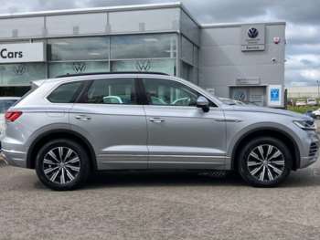 Used Volkswagen Touareg 2019 for sale - 74850068: Photo