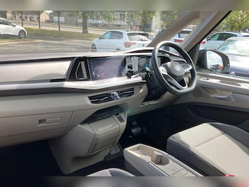 Used Volkswagen Multivan 2025 for sale - 75614481: Photo