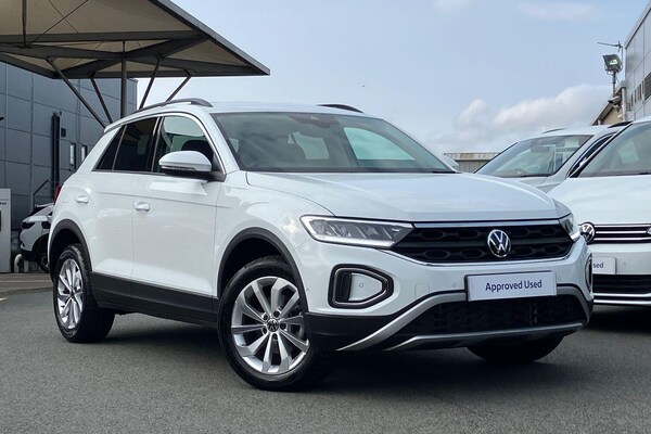 Used Volkswagen T-Roc 2024 for sale - 75493925: Photo 1