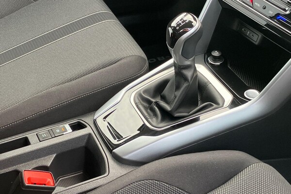 Used Volkswagen T-Roc 2024 for sale - 75493925: Photo 27