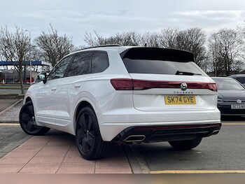 Used Volkswagen Touareg 2024 for sale - 75532867: Photo
