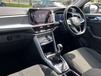 Used Volkswagen T-Roc 2022 for sale - 74849474: Photo