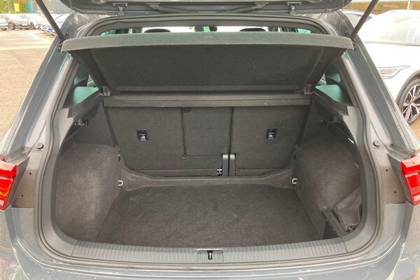 Used Volkswagen Tiguan 2023 for sale - 76189548: Photo 11