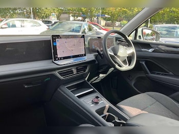 Used Volkswagen Tiguan 2024 for sale - 75678076: Photo