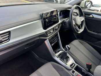 Used Volkswagen T-Roc 2023 for sale - 74989699: Photo