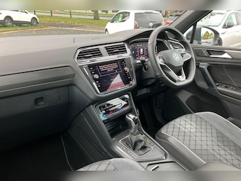 Used Volkswagen Tiguan 2024 for sale - 76179434: Photo 2