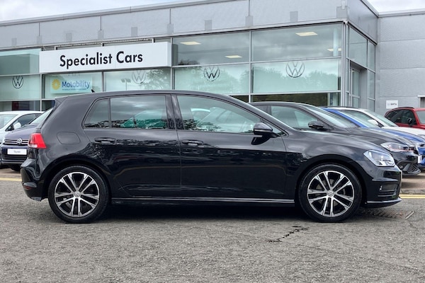 Used Volkswagen Golf 2017 for sale - 75334690: Photo 4