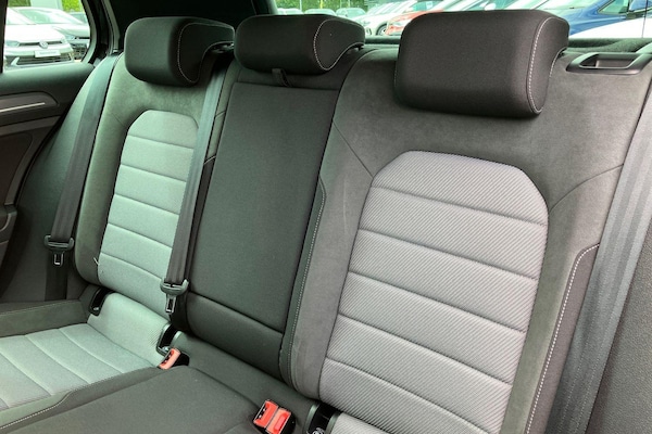 Used Volkswagen Golf 2017 for sale - 75334690: Photo 9