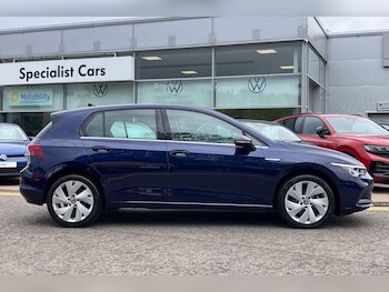 Used Volkswagen Golf 2023 for sale - 75127835: Photo