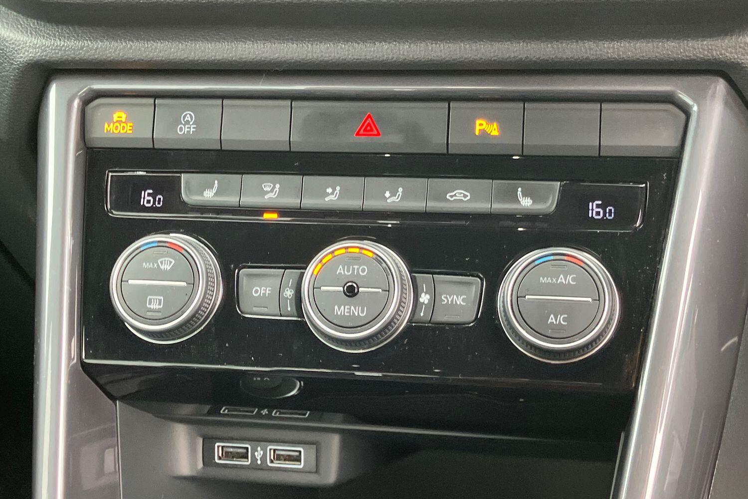 Used Volkswagen T-Roc 2020 for sale - 76121899: Photo 17