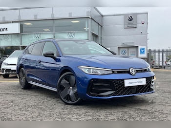Volkswagen - Passat