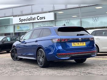 Used Volkswagen Passat 2024 for sale - 75747481: Photo