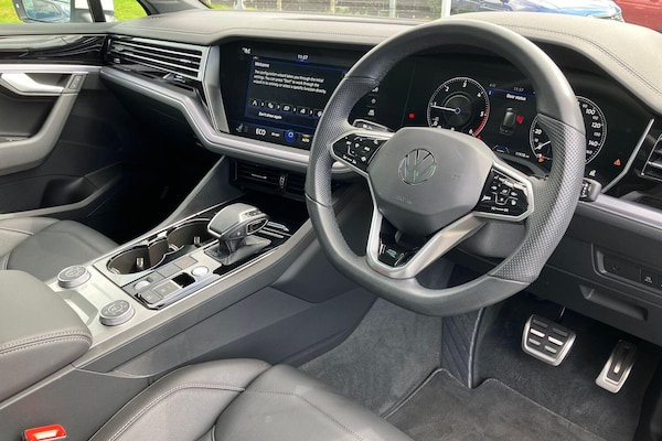 Used Volkswagen Touareg 2023 for sale - 75552226: Photo 6