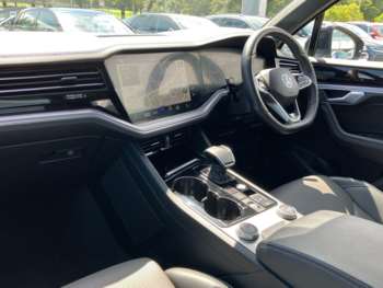 Used Volkswagen Touareg 2022 for sale - 75237406: Photo