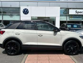 Used Volkswagen T-Roc 2023 for sale - 75089647: Photo