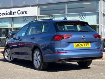 Used Volkswagen Golf 2024 for sale - 74850031: Photo