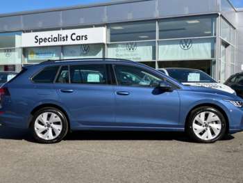 Used Volkswagen Golf 2024 for sale - 74850031: Photo