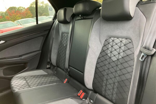 Used Volkswagen Golf 2023 for sale - 76189488: Photo 9