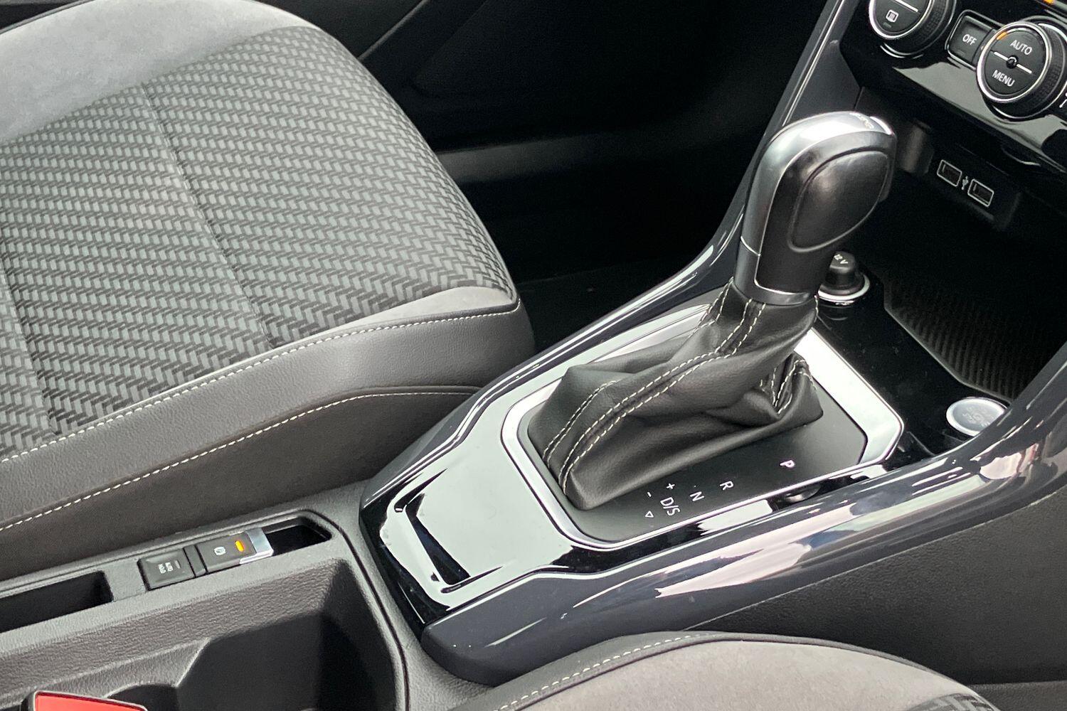 Used Volkswagen T-Roc 2019 for sale - 76121530: Photo 22