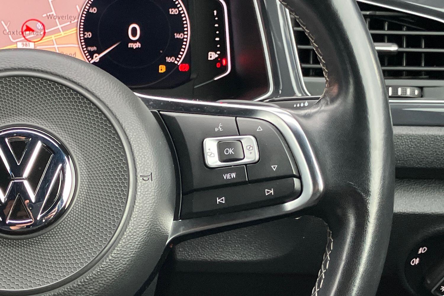 Used Volkswagen T-Roc 2019 for sale - 76121530: Photo 27