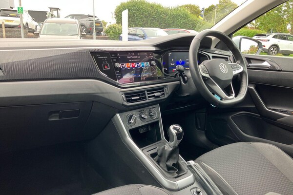 Used Volkswagen Polo 2022 for sale - 75634690: Photo 2