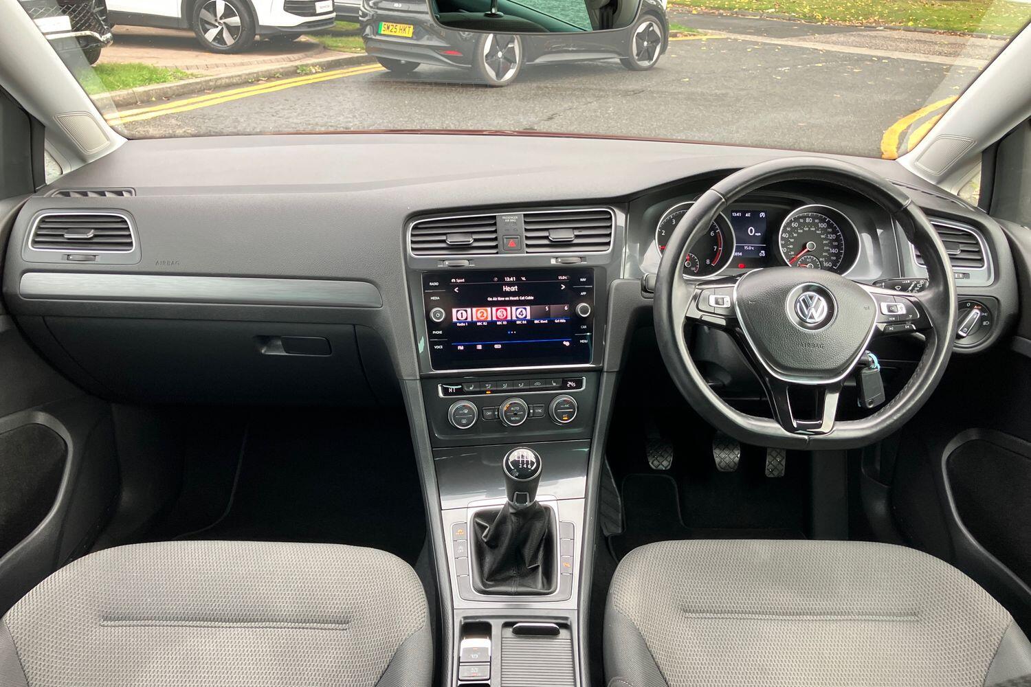 Used Volkswagen Golf 2020 for sale - 76138697: Photo 10