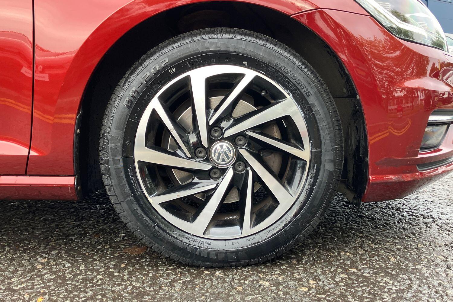 Used Volkswagen Golf 2020 for sale - 76138697: Photo 5