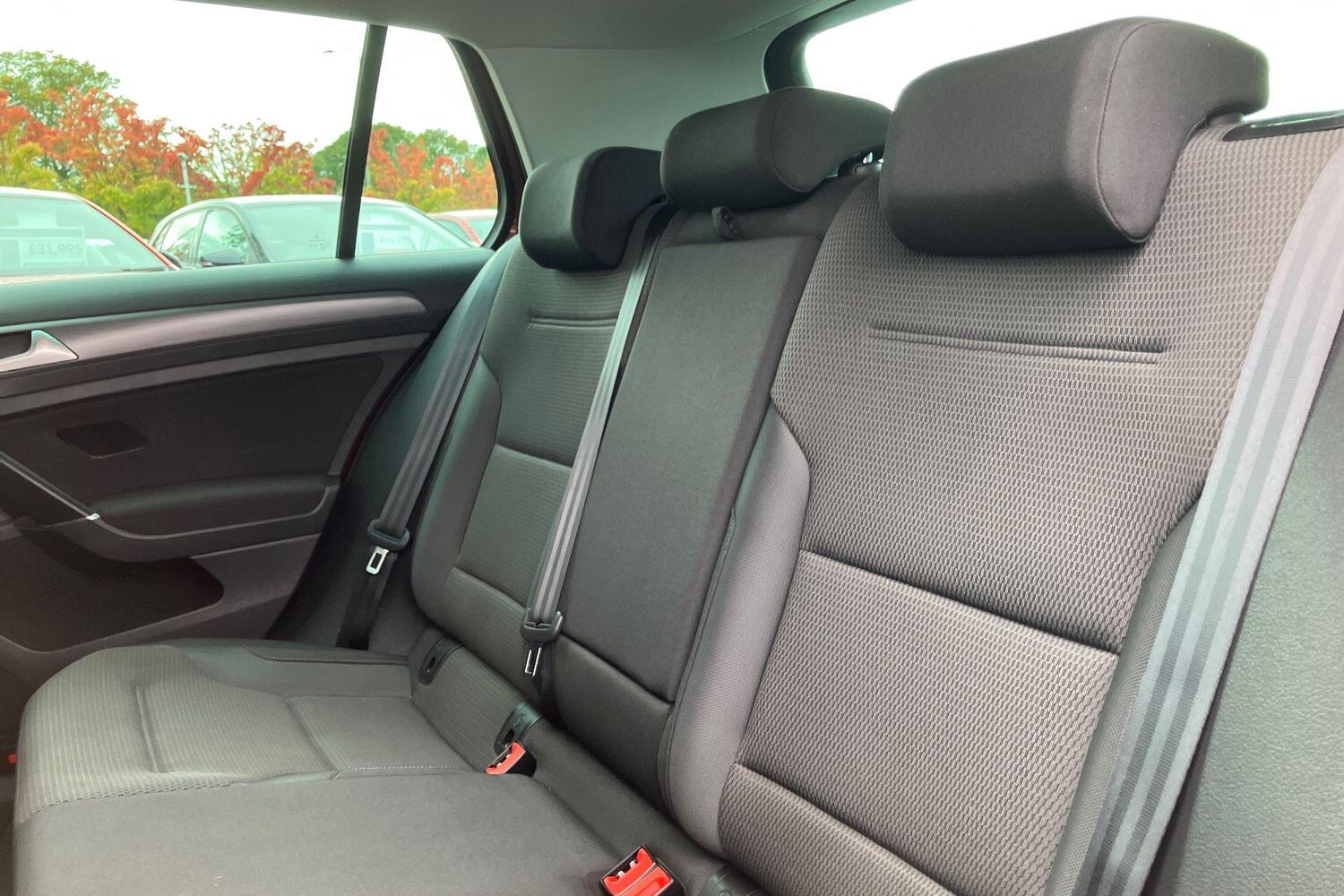 Used Volkswagen Golf 2020 for sale - 76138697: Photo 9
