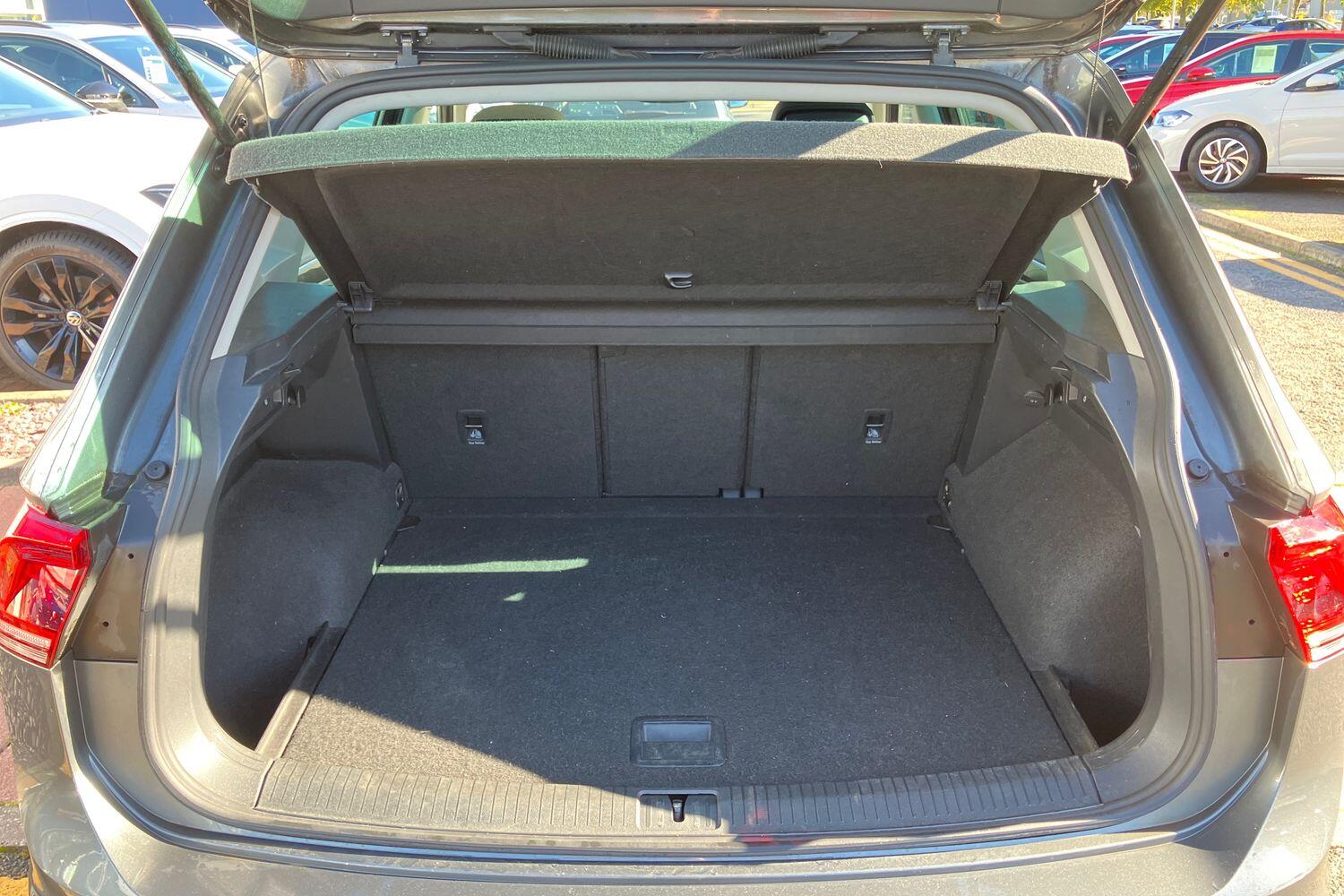 Used Volkswagen Tiguan 2019 for sale - 75991003: Photo 11