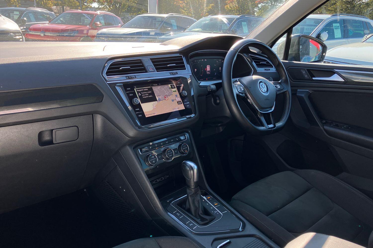 Used Volkswagen Tiguan 2019 for sale - 75991003: Photo 2