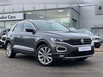Used Volkswagen T-Roc 2021 for sale - 76259607: Photo