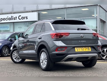 Used Volkswagen T-Roc 2022 for sale - 75430344: Photo