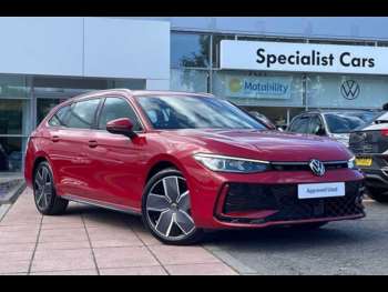 (24) - R-Line 1.5 eTSI 150PS DSG 5Door Estate