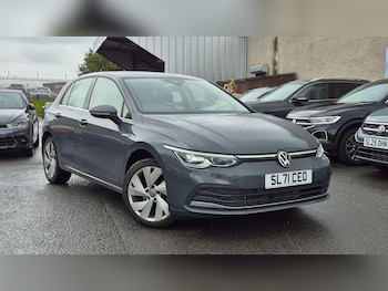 Volkswagen - Golf