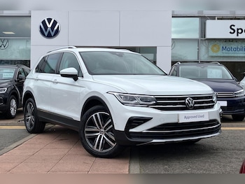 Volkswagen - Tiguan