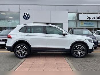 Used Volkswagen Tiguan 2023 for sale - 76012927: Photo 4