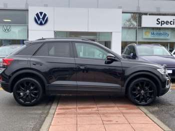 Used Volkswagen T-Roc 2023 for sale - 74849940: Photo