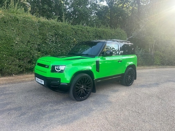 Used Land Rover Defender 2024 for sale - 79293819: Photo
