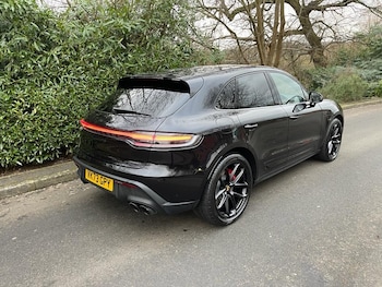 Used Porsche Macan 2023 for sale - 75570002: Photo
