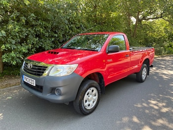 Used Toyota Hilux 2013 for sale - 79208711: Photo