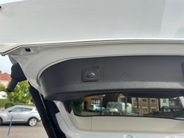 Used Ford Kuga 2016 for sale - 75663053: Photo 17