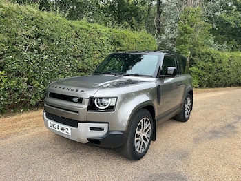 Used Land Rover Defender 2024 for sale - 79243947: Photo